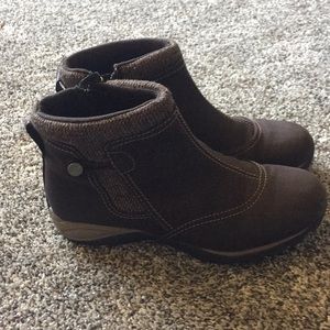 Eastland Bridget ankle boots